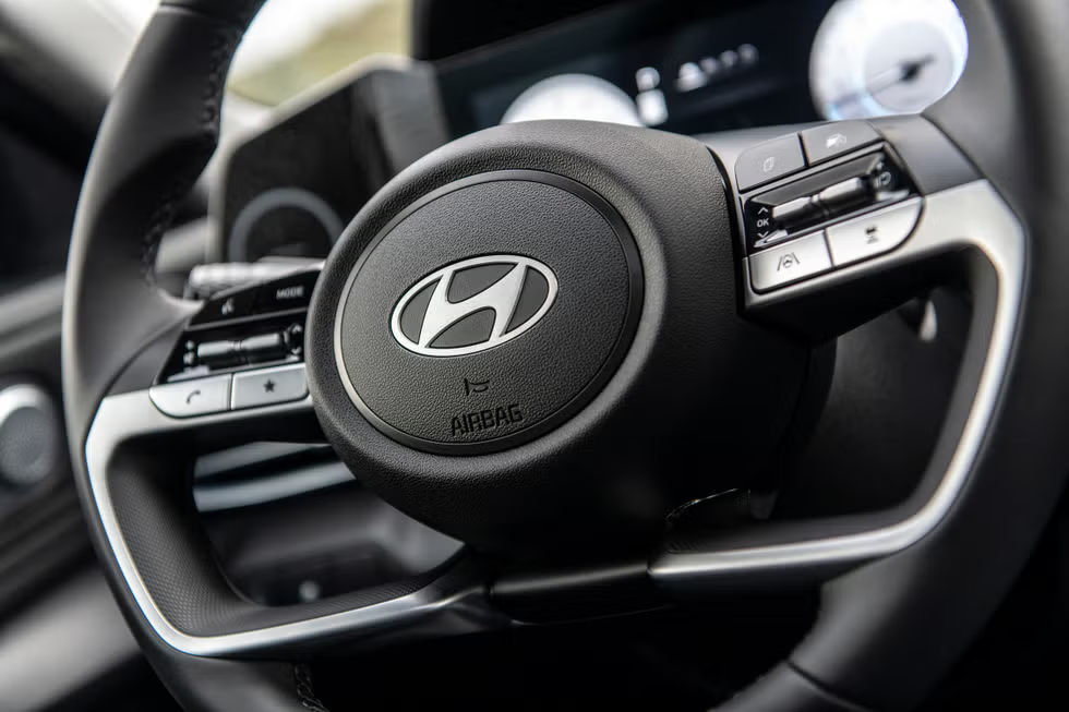 2024-hyundai-elantra-limited-117-64ef85e418217.jpg