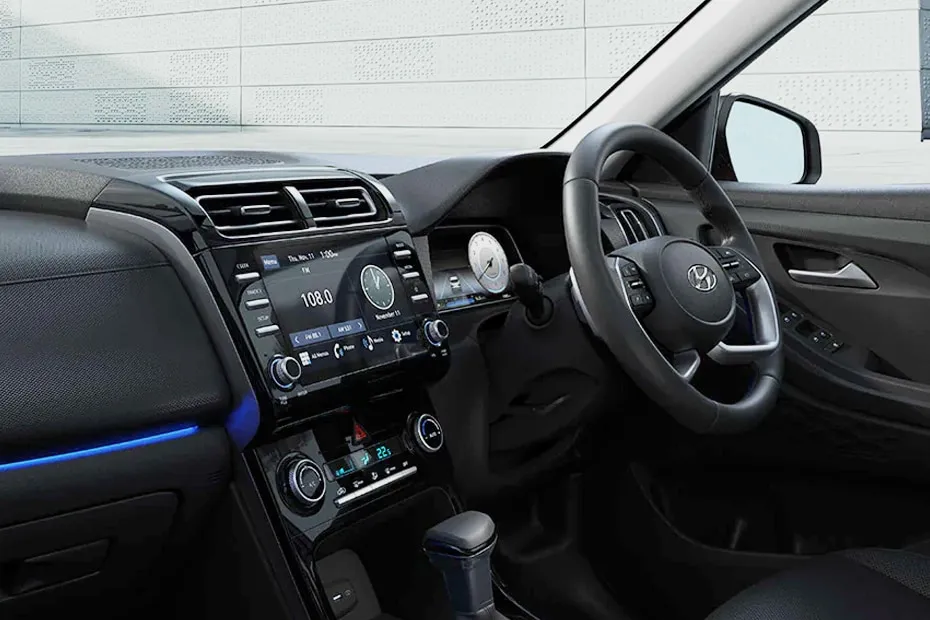 webp_listing_main_2023_Hyundai_Creta_Interior_18
